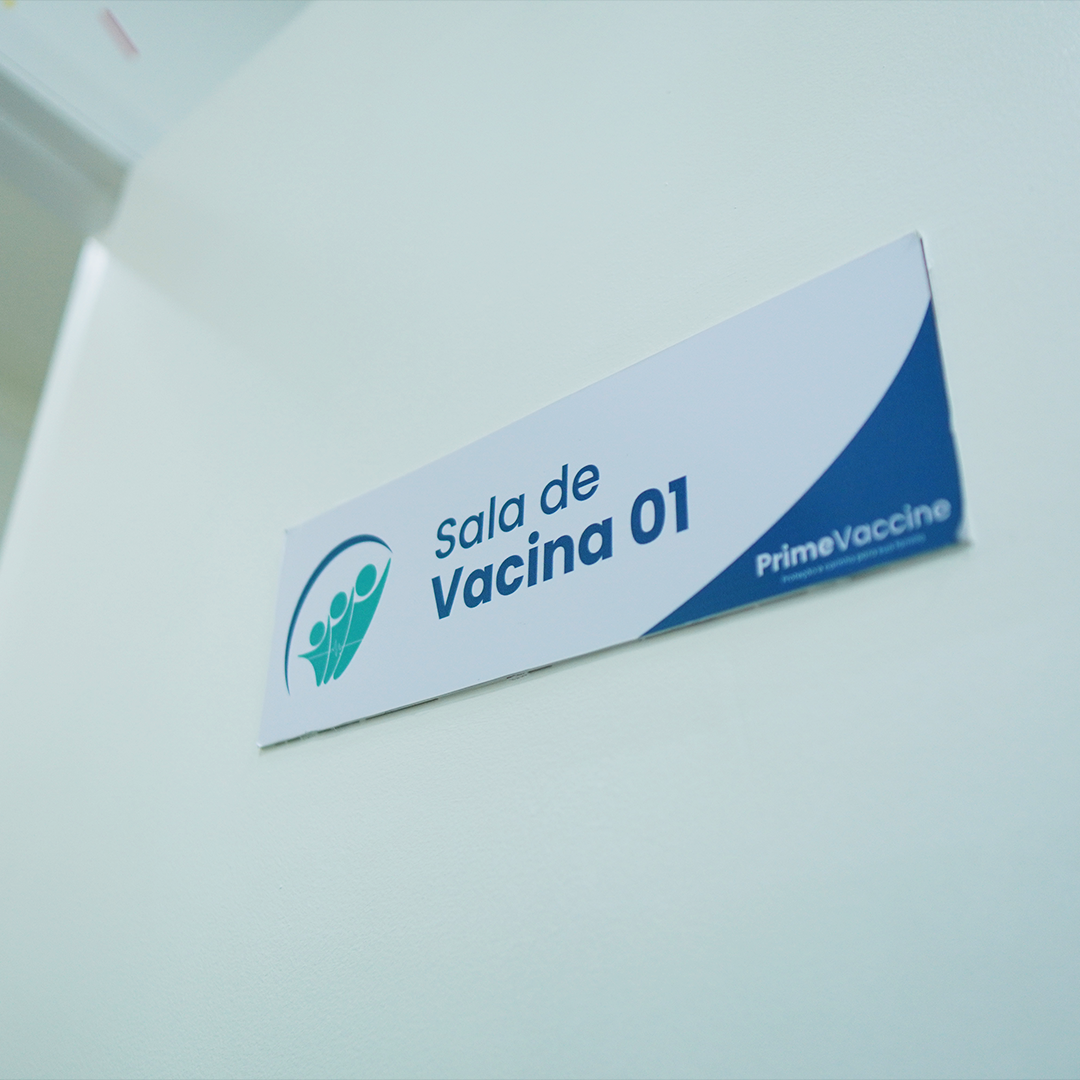 Identificação da sala de vacina da clínica